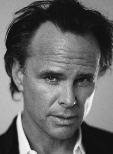 Walton Goggins