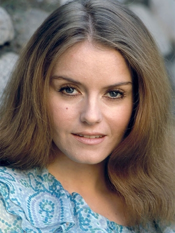 Sharon Farrell