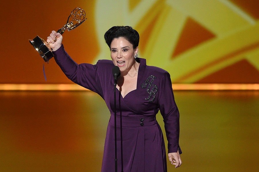 Hbo Leads Emmy Count With Big Wins By Game Of Thrones And