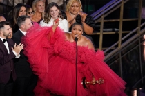 Cantora Lizzo destaca importância da representatividade na TV após vencer  Emmy —