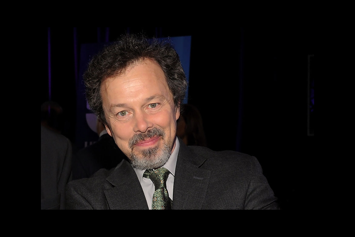 Curtis Armstrong brother